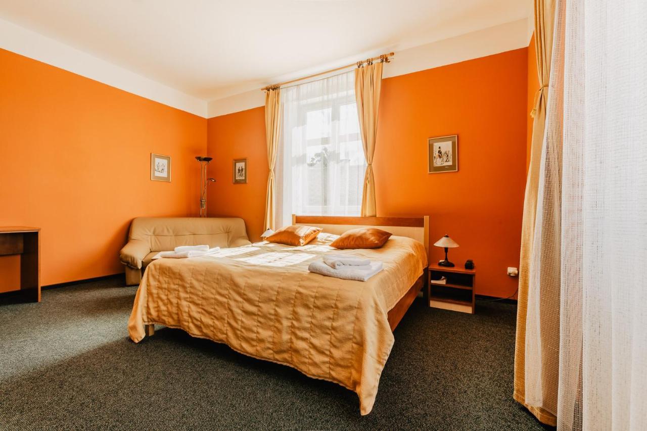 Hotel U Valdicke Brany Jičín Buitenkant foto