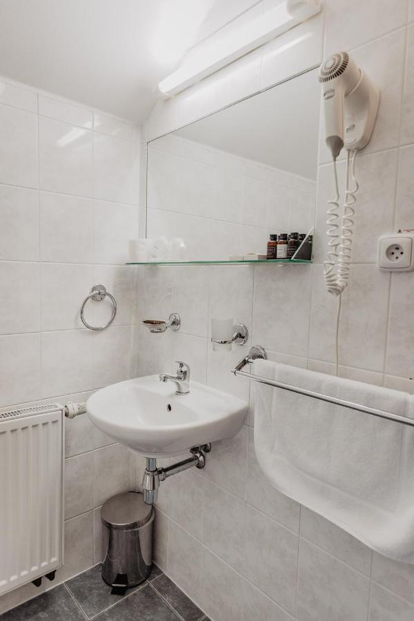 Hotel U Valdicke Brany Jičín Buitenkant foto