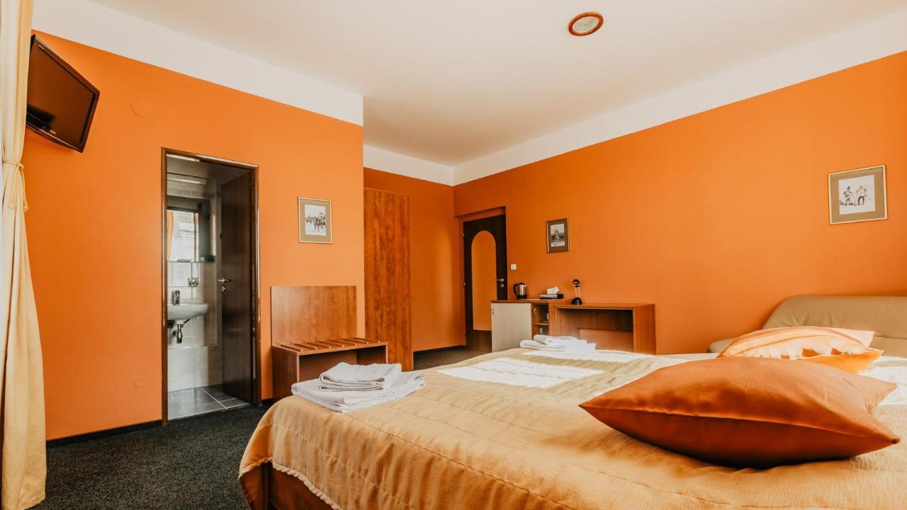 Hotel U Valdicke Brany Jičín Buitenkant foto