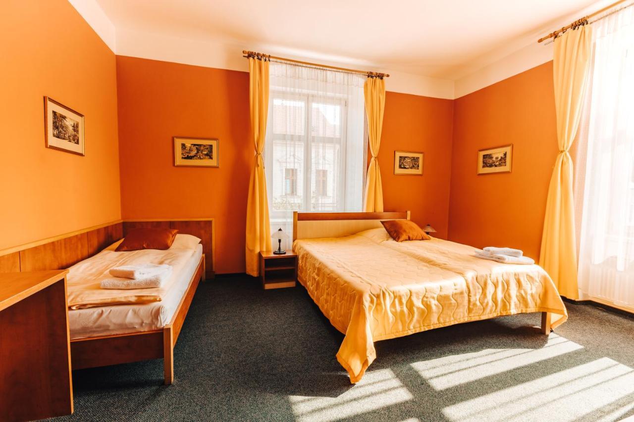 Hotel U Valdicke Brany Jičín Buitenkant foto